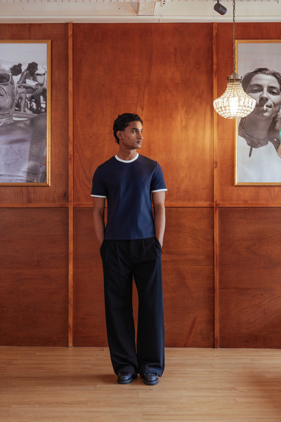 Vrddhi Brando T-Shirt, Navy Ringer
